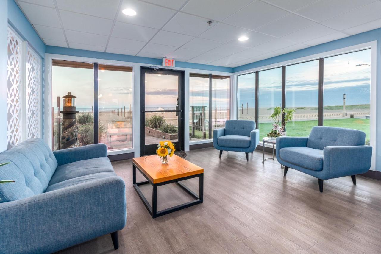 Seashore Inn On The Beach Сийсайд Екстериор снимка