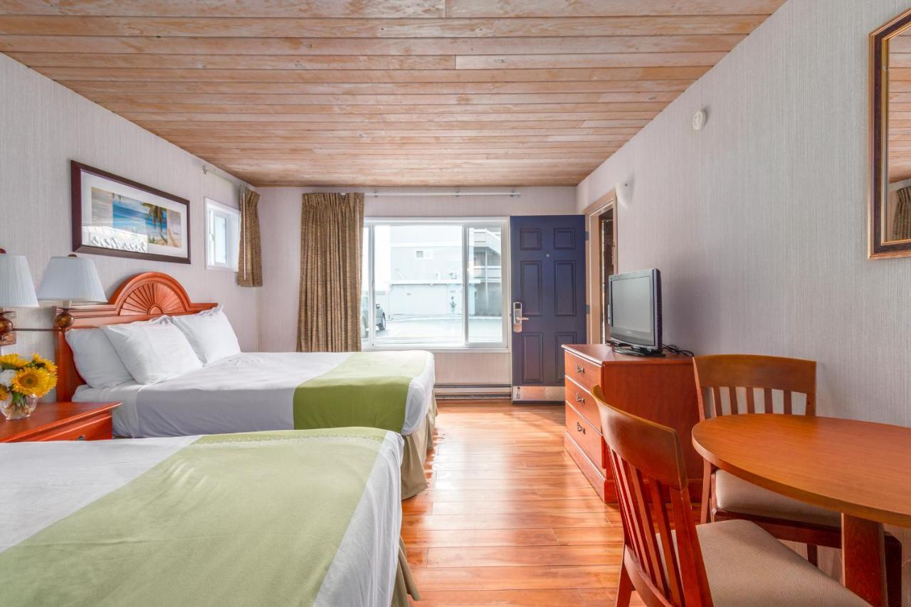 Seashore Inn On The Beach Сийсайд Екстериор снимка